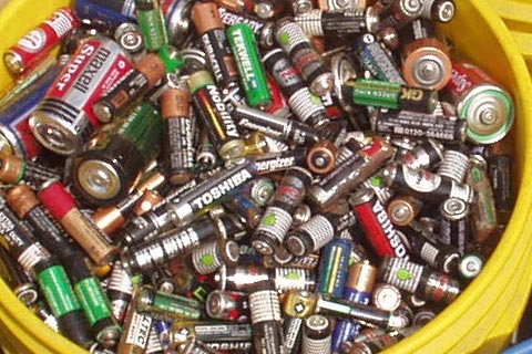 黄南藏族废旧电池回收-上门回收报废电池|高价报废电池回收